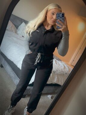 Women's Black figs Jumpsuit with Drawstring Waist